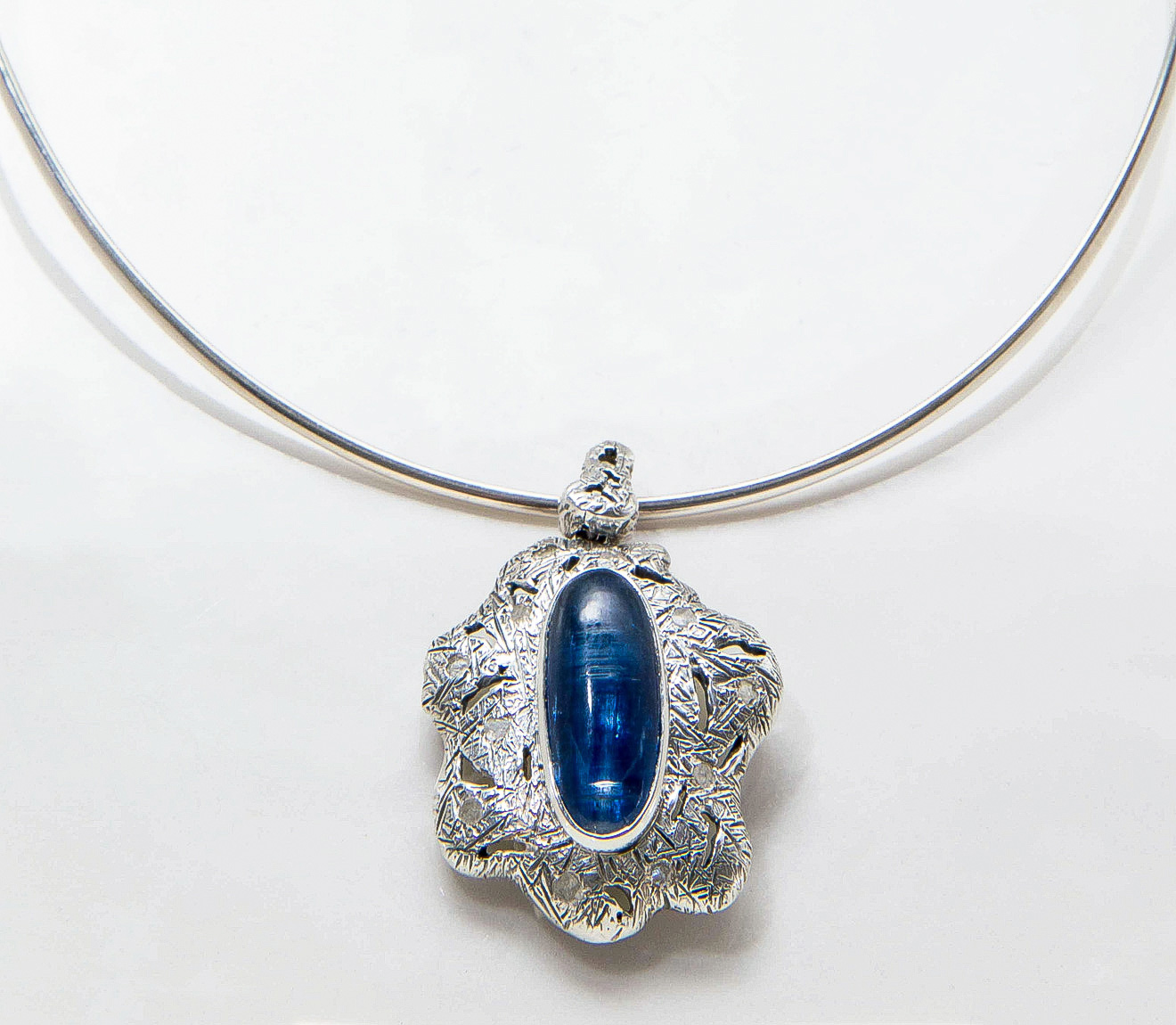 Island pendant,pendant close up view,kyanite,diamond
